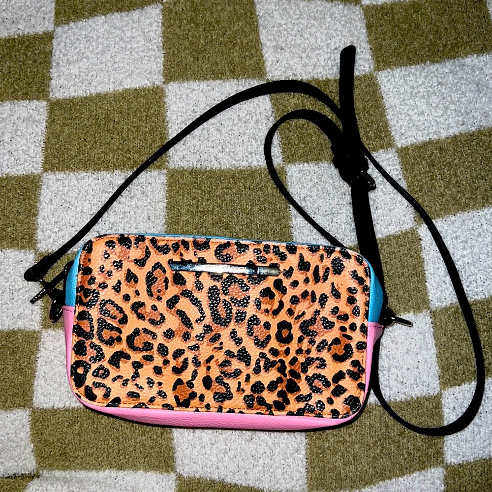 Steve Madden leopard bag like new